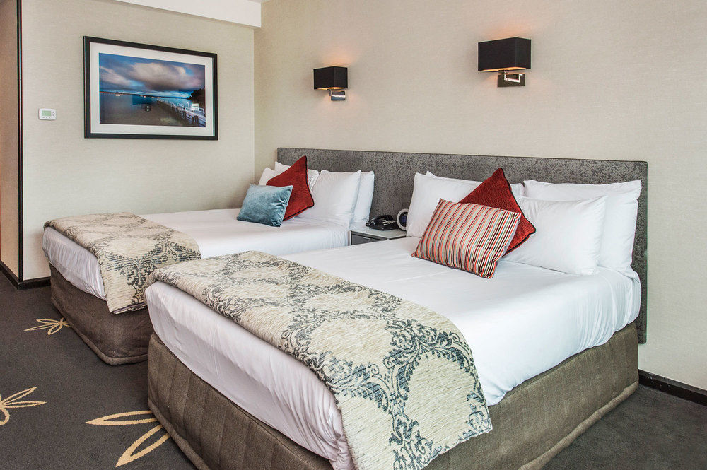Skycity Hotel 4*