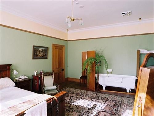 Bed & Breakfast Braemar On Parliament St 4*