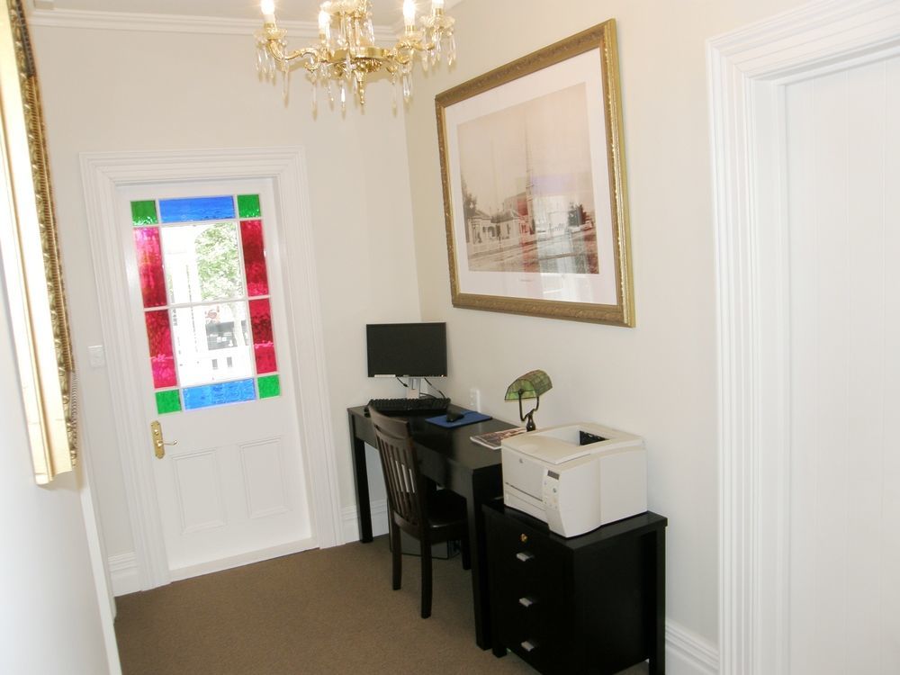 Guest house Ponsonby Manor