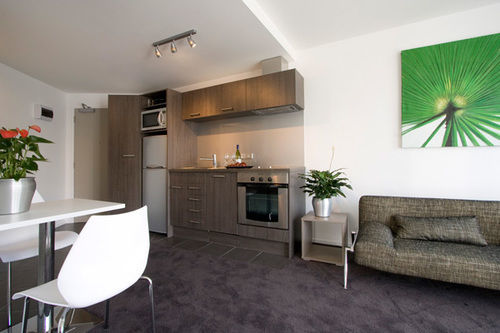 Aparthotel Bianco Off Queen 4*