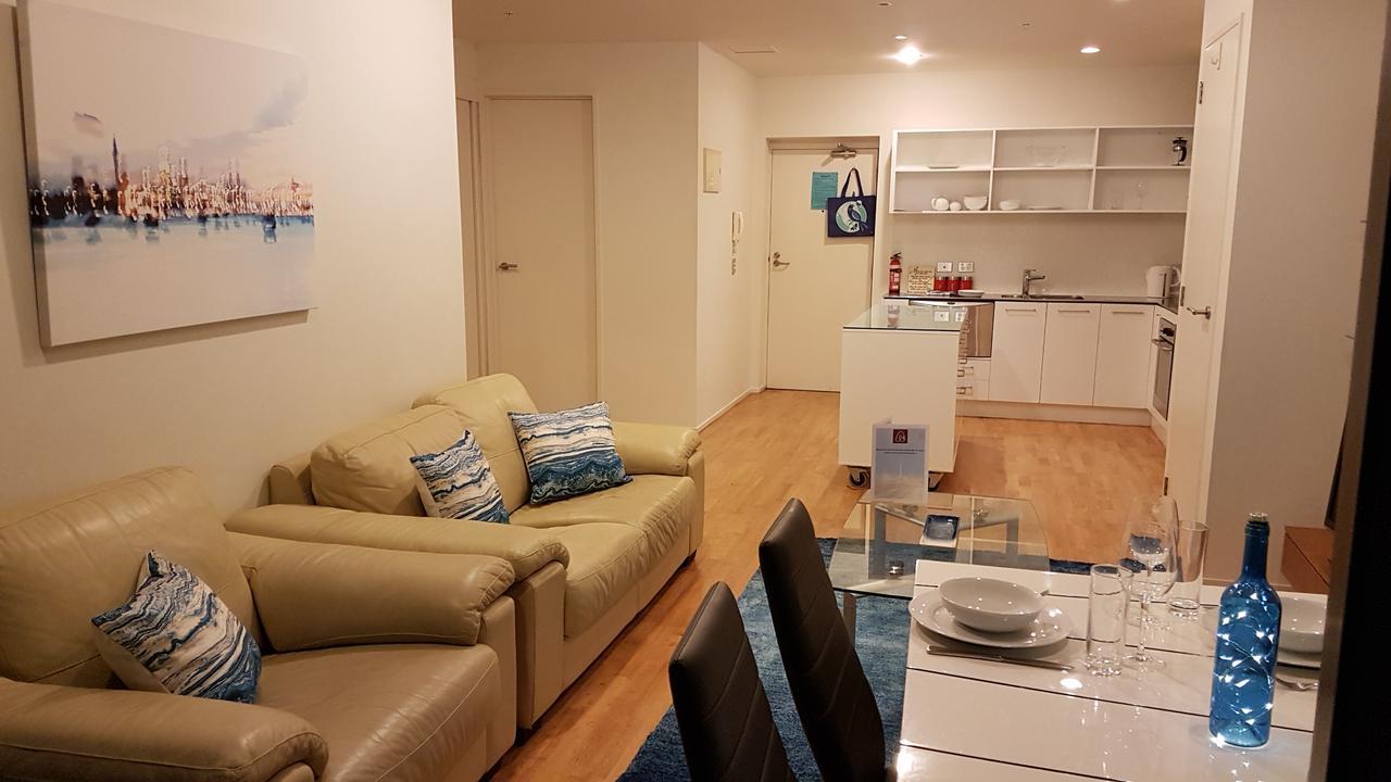 Central Harbor Views Apartment Apartment *