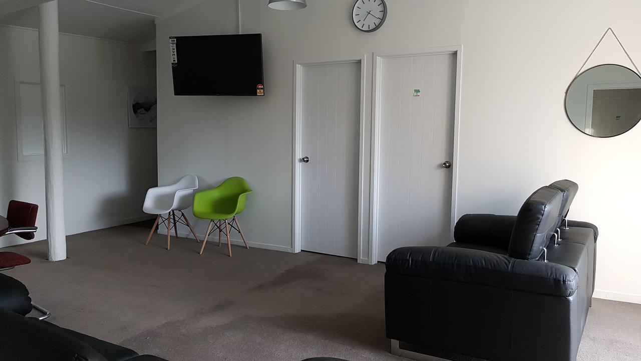 Forbes Grove Accommodation * Auckland