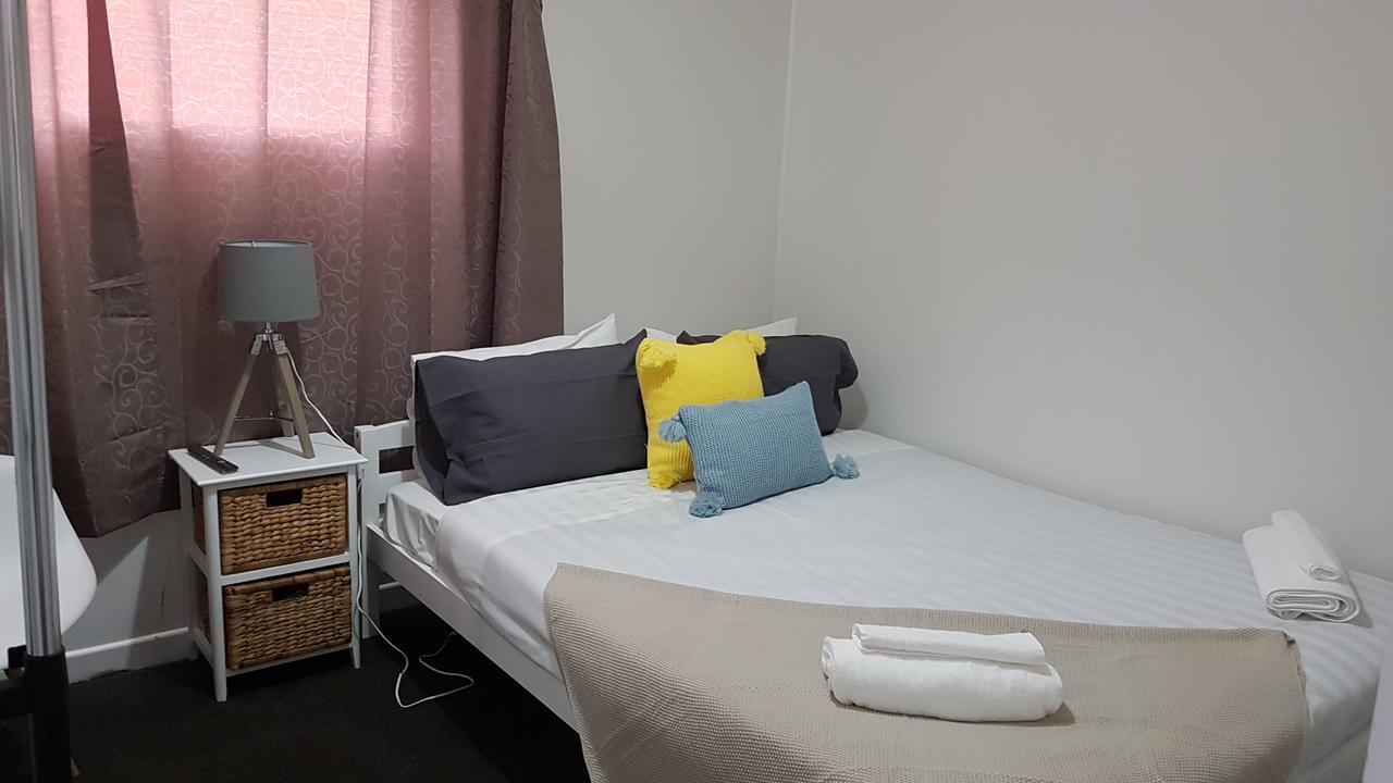Forbes Grove Accommodation Hostel Auckland