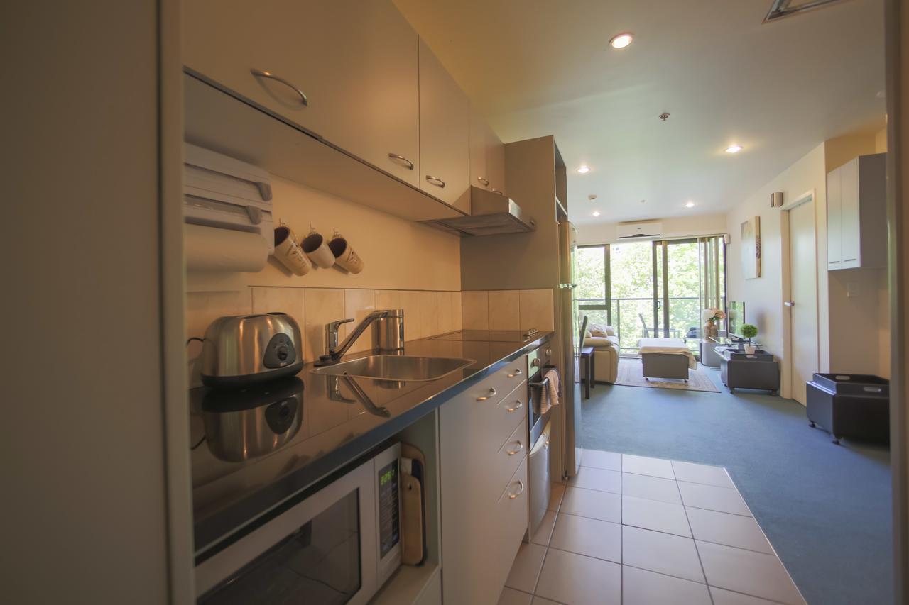 Dynasty Gardens 2 Bedroom Apartment- Free Parking! Auckland