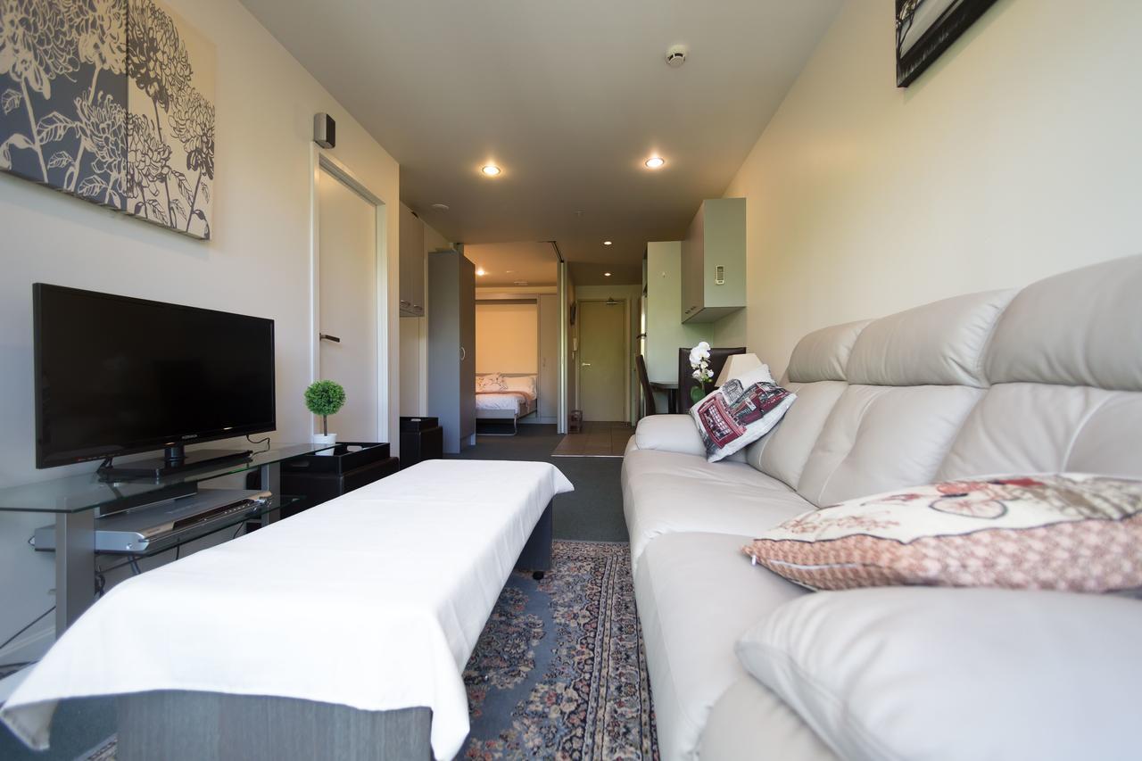 Dynasty Gardens 2 Bedroom Apartment- Free Parking! Auckland