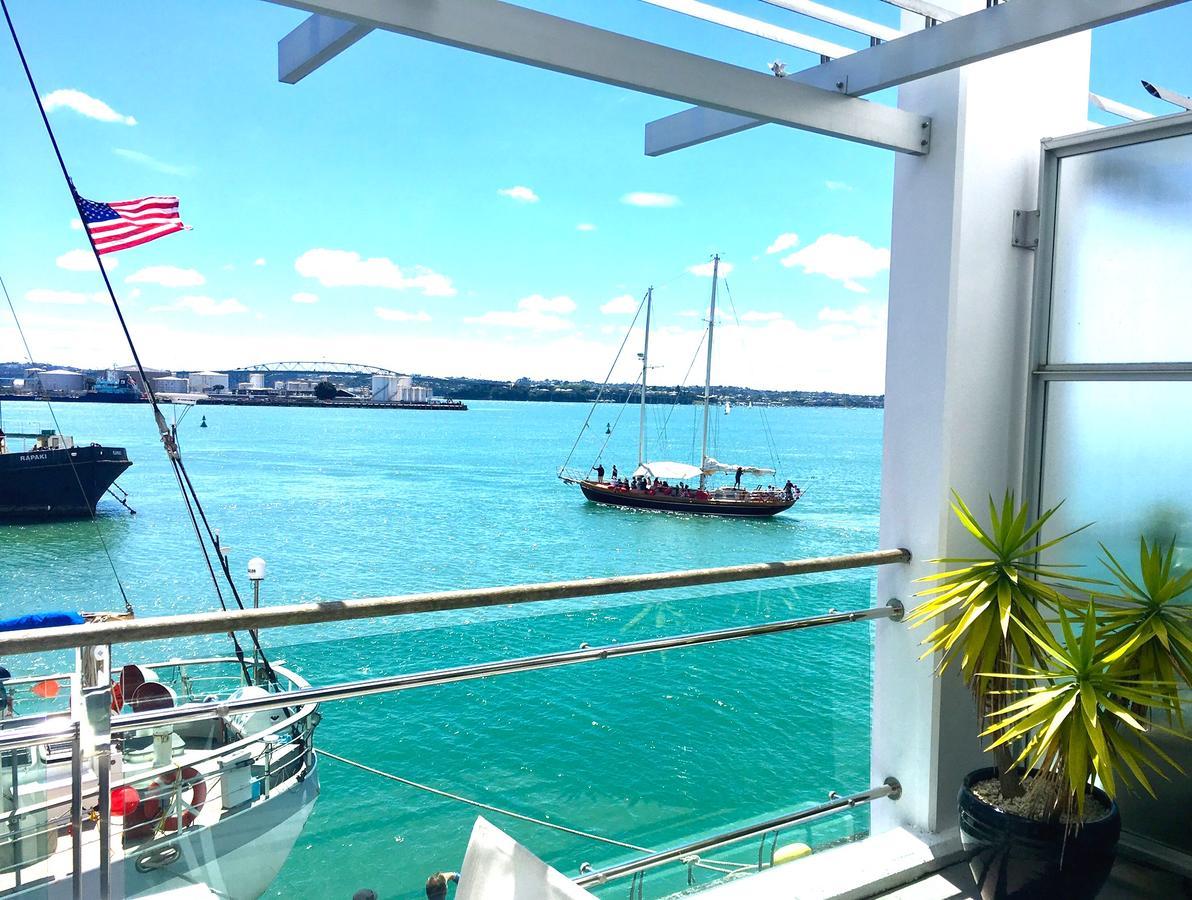 1br Princes Wharf With Fabulous Views *