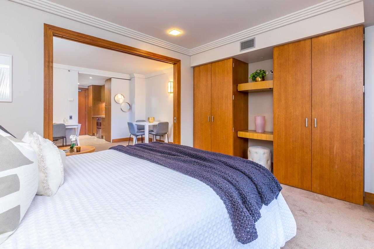 Stylish With Pool And Gym * Auckland