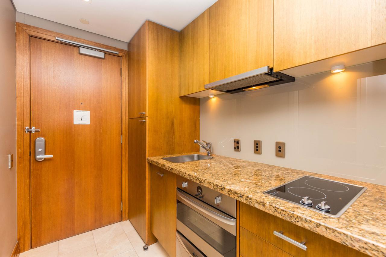 Apartment Stylish With Pool And Gym