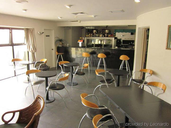 Manukau & Conference Centre 3*