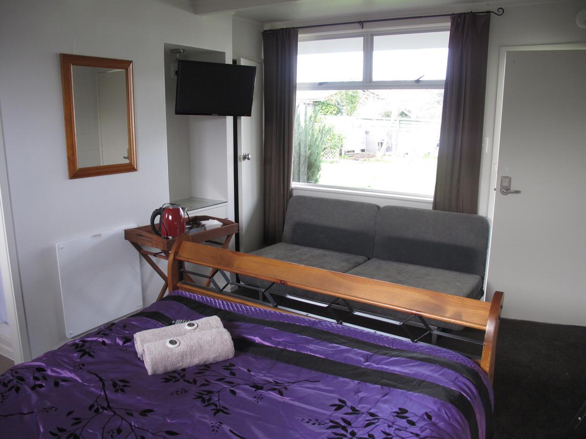 Aparthotel Kaukapakapa Auckland