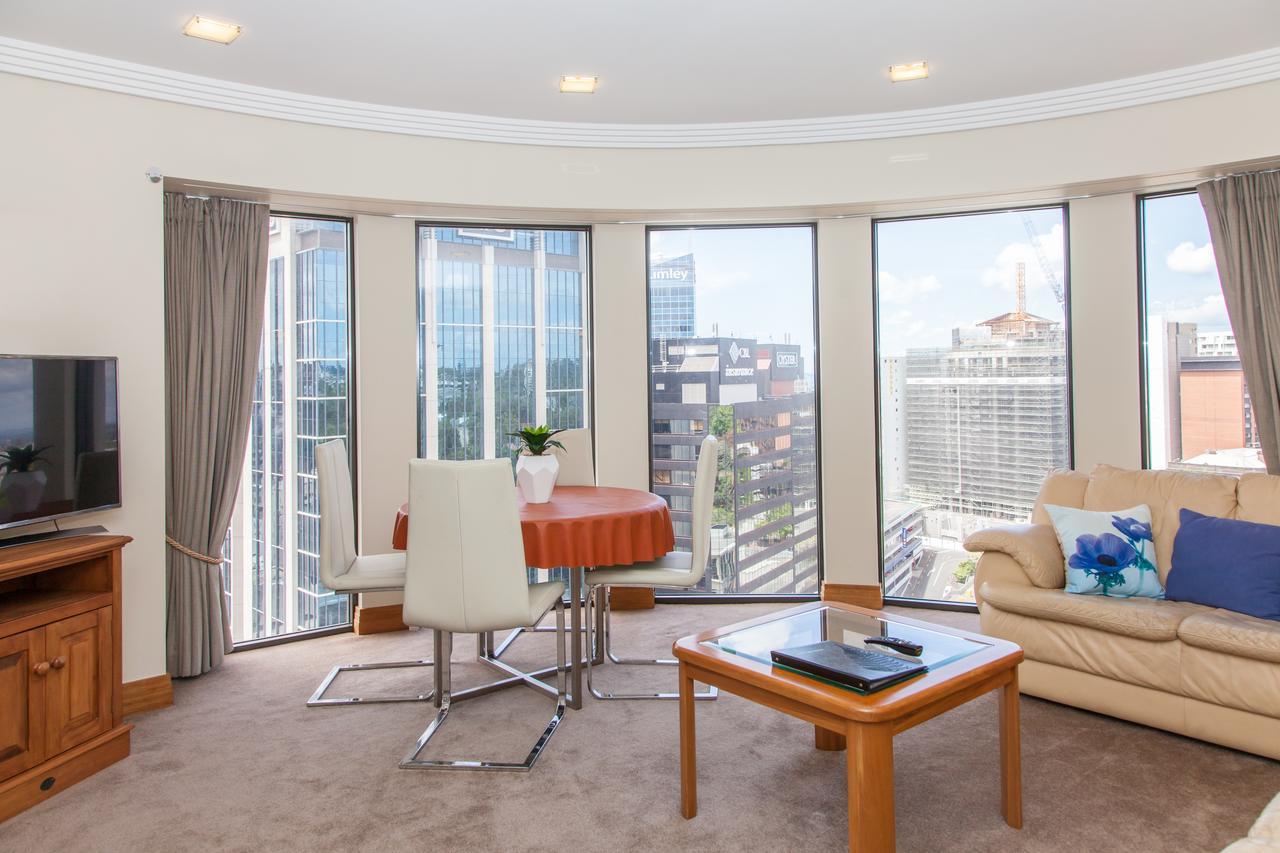 Metropolis Luxury Apartment *