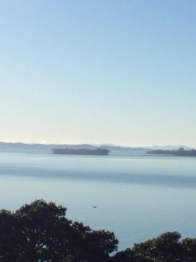 The Compton Auckland