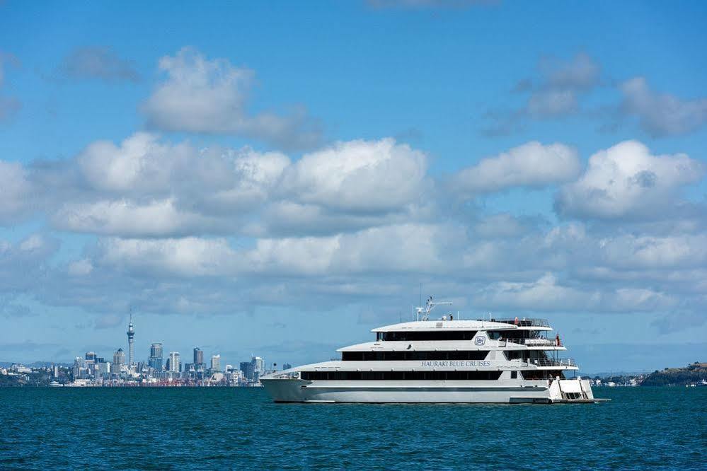 Hotel Hauraki Blue Overnight Cruise
