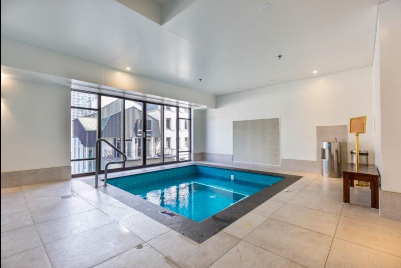 Metropolis Shortstay Apartment *