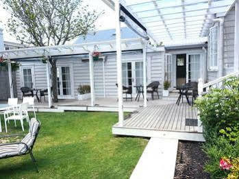 Guest house Ponsonby Manor