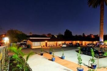 Phoenix Palm Motel 3*