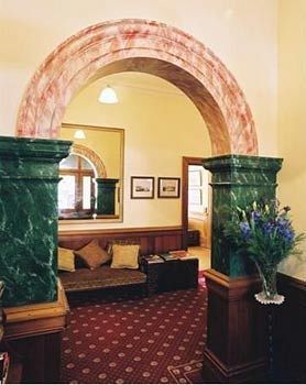 Braemar On Parliament St Bed & Breakfast 4*