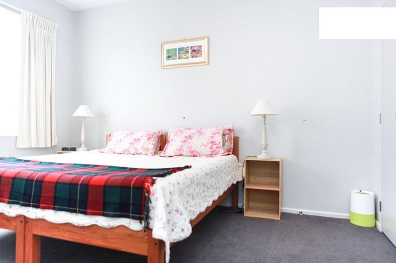 Bed & Breakfast Floral Oaks Auckland