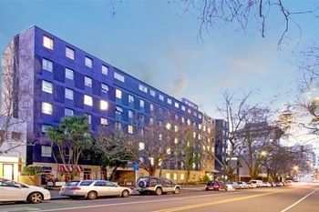 Hotel Ywca