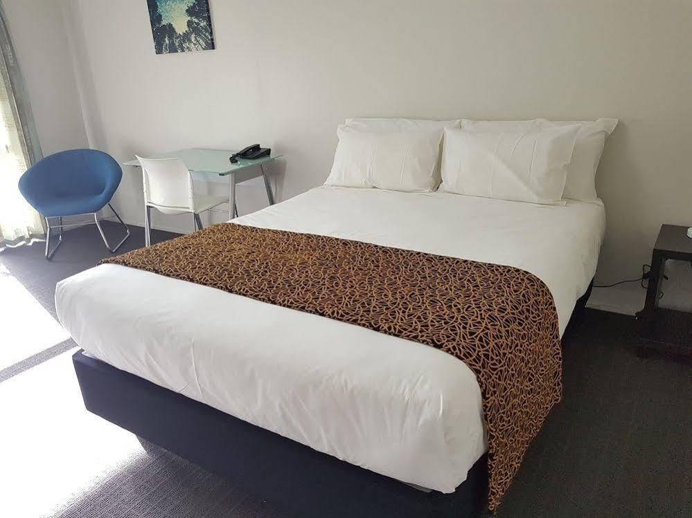 Hotel Vr Airport 3*