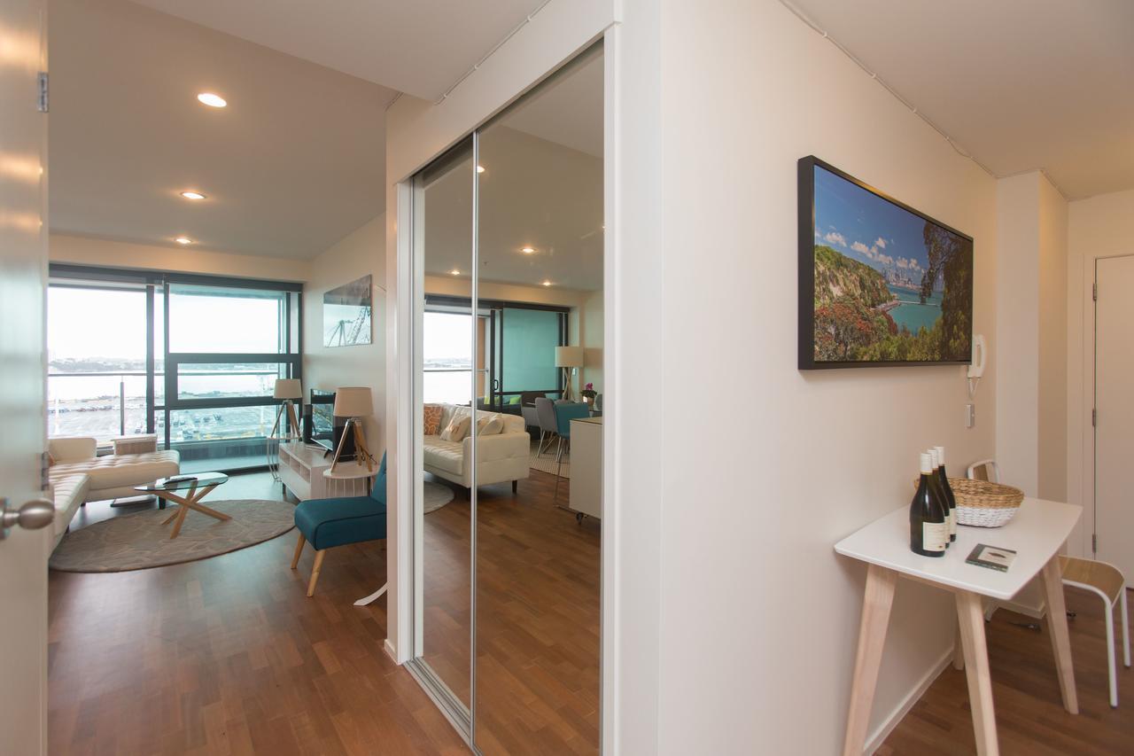 Perfect Location With Harbour Views Apartment *