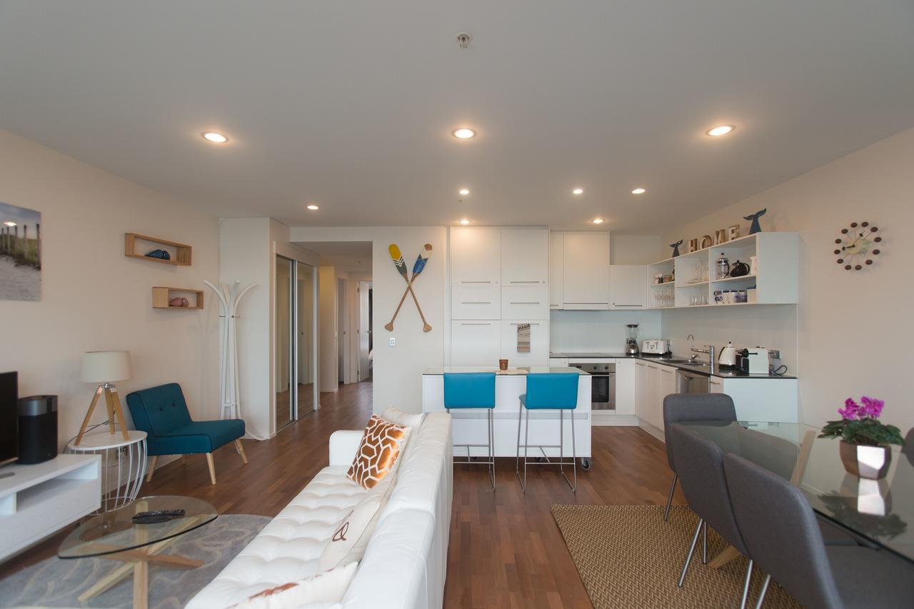 Apartment Perfect Location With Harbour Views Auckland