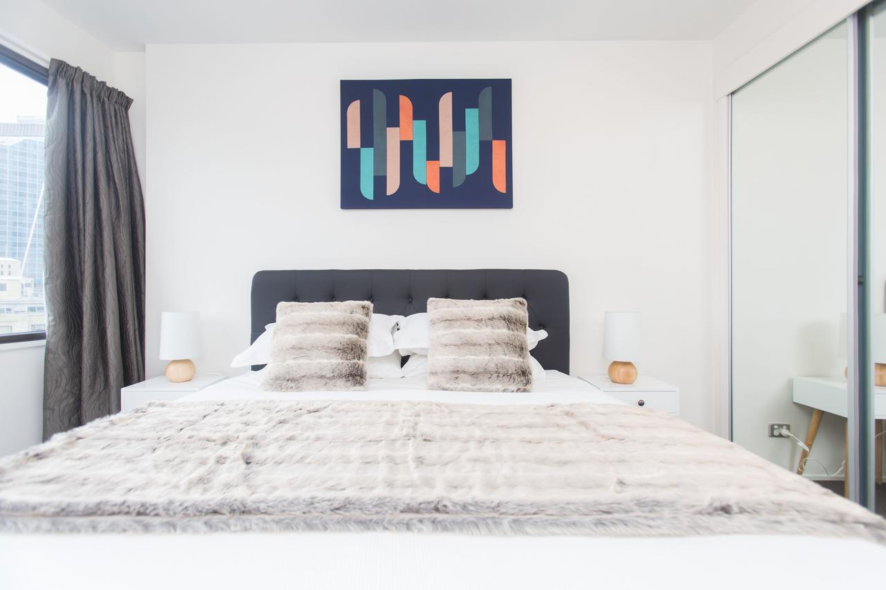 Perfect Location With Harbour Views Auckland