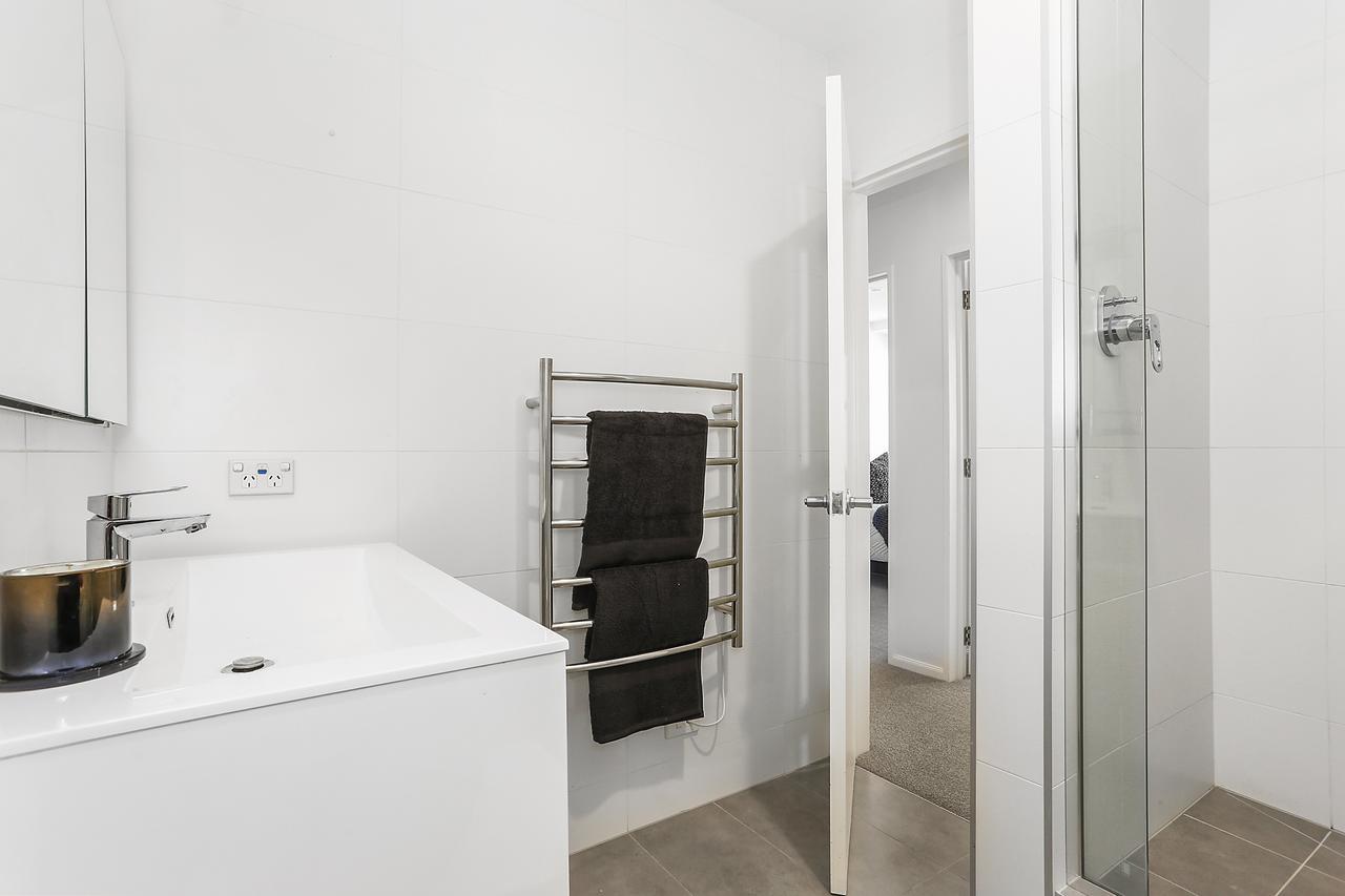 12th Floor With & Harbour Views * Auckland
