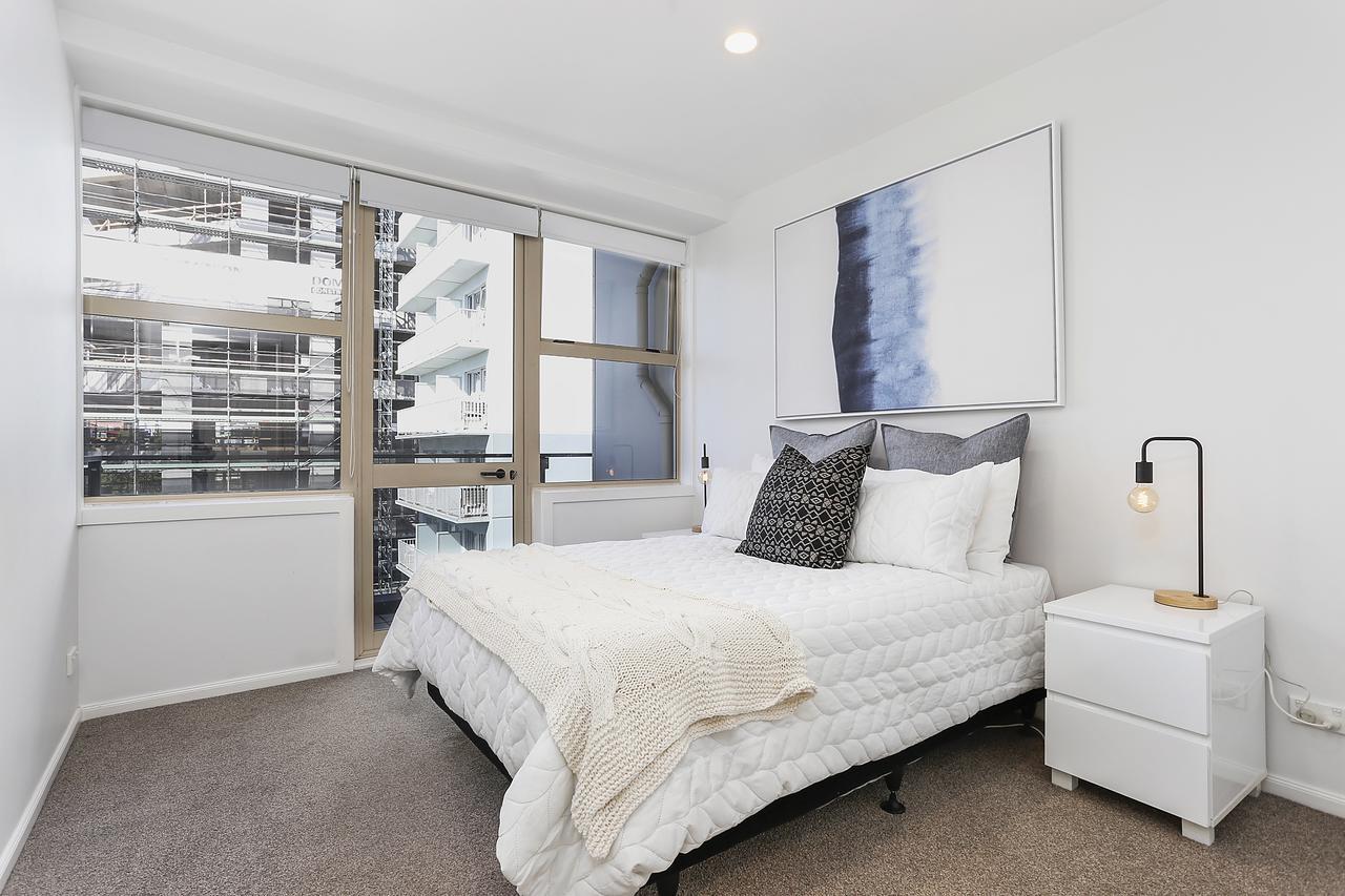 Apartment 12th Floor With & Harbour Views *