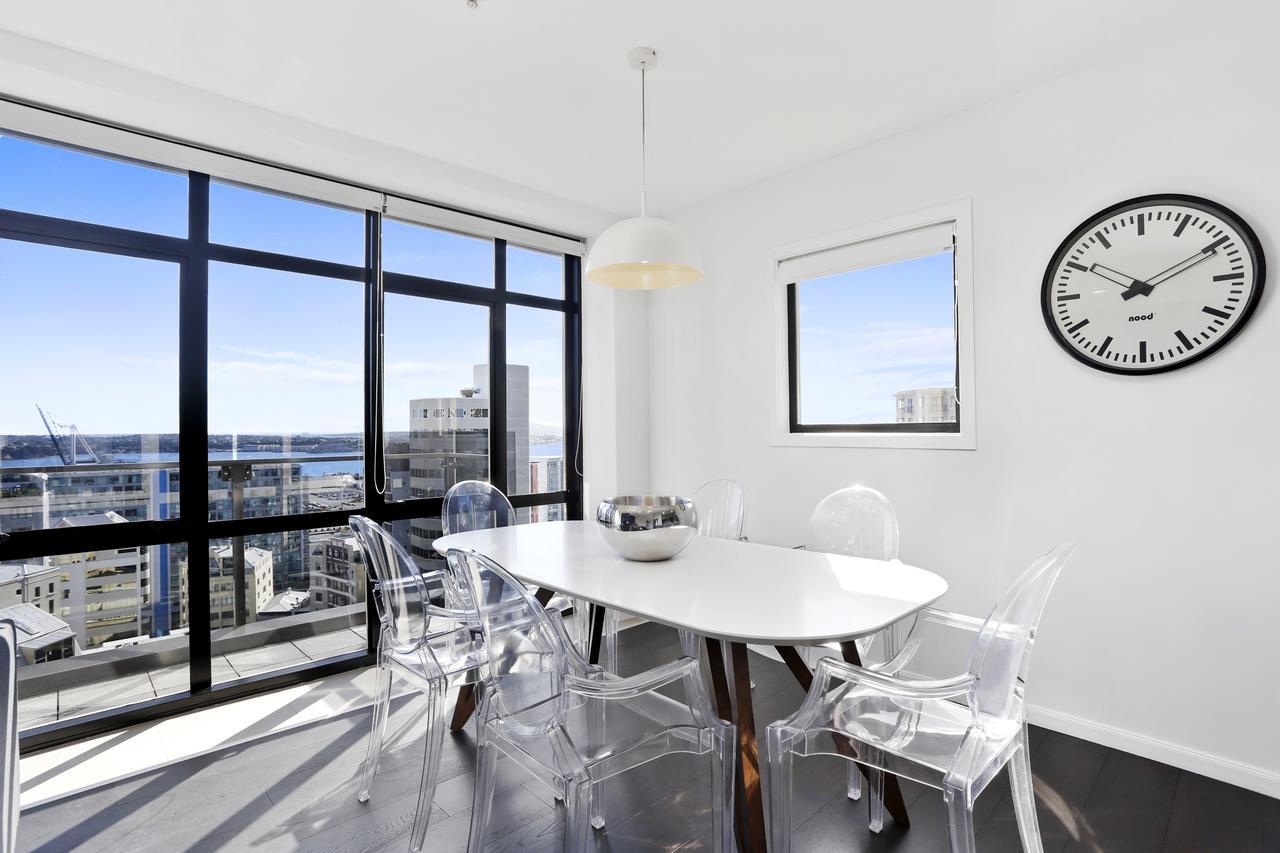 12th Floor With & Harbour Views * Auckland