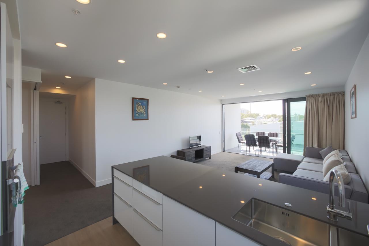 Beautiful 3br @ The James Apartment