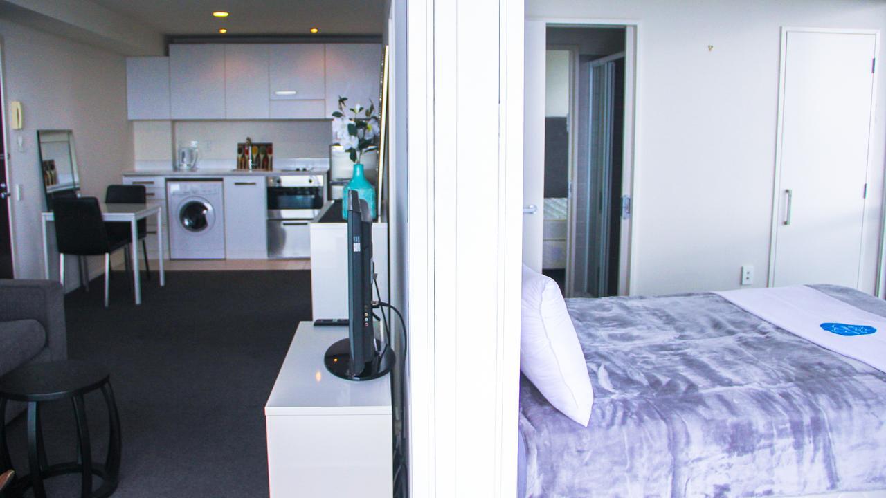 Semi Penthouse With Free Parking