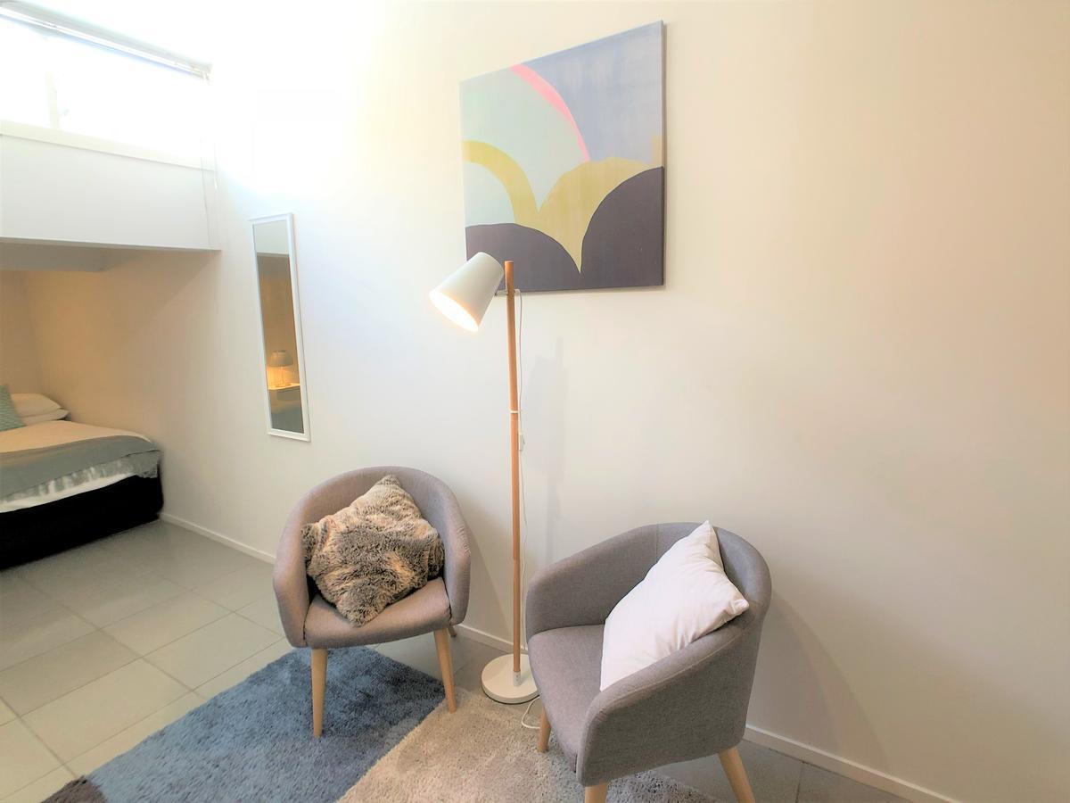 And Cozy In Kingsland. Great Value!!!