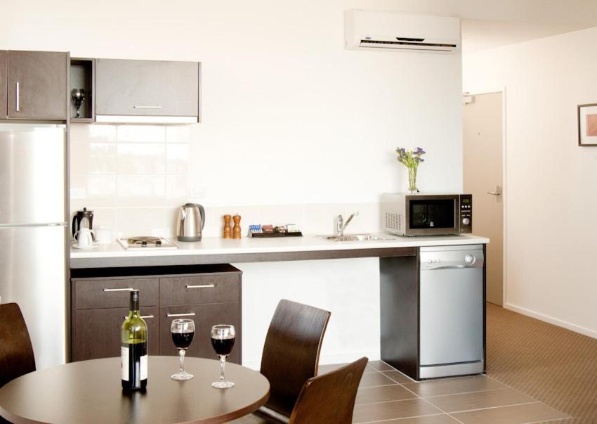 Quest Henderson Aparthotel Auckland