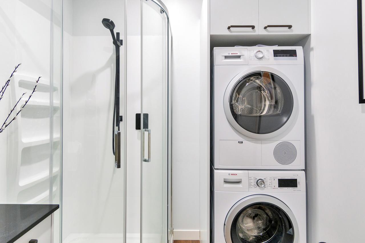 Apartment Chic Metro With Free Parking And Air-con
