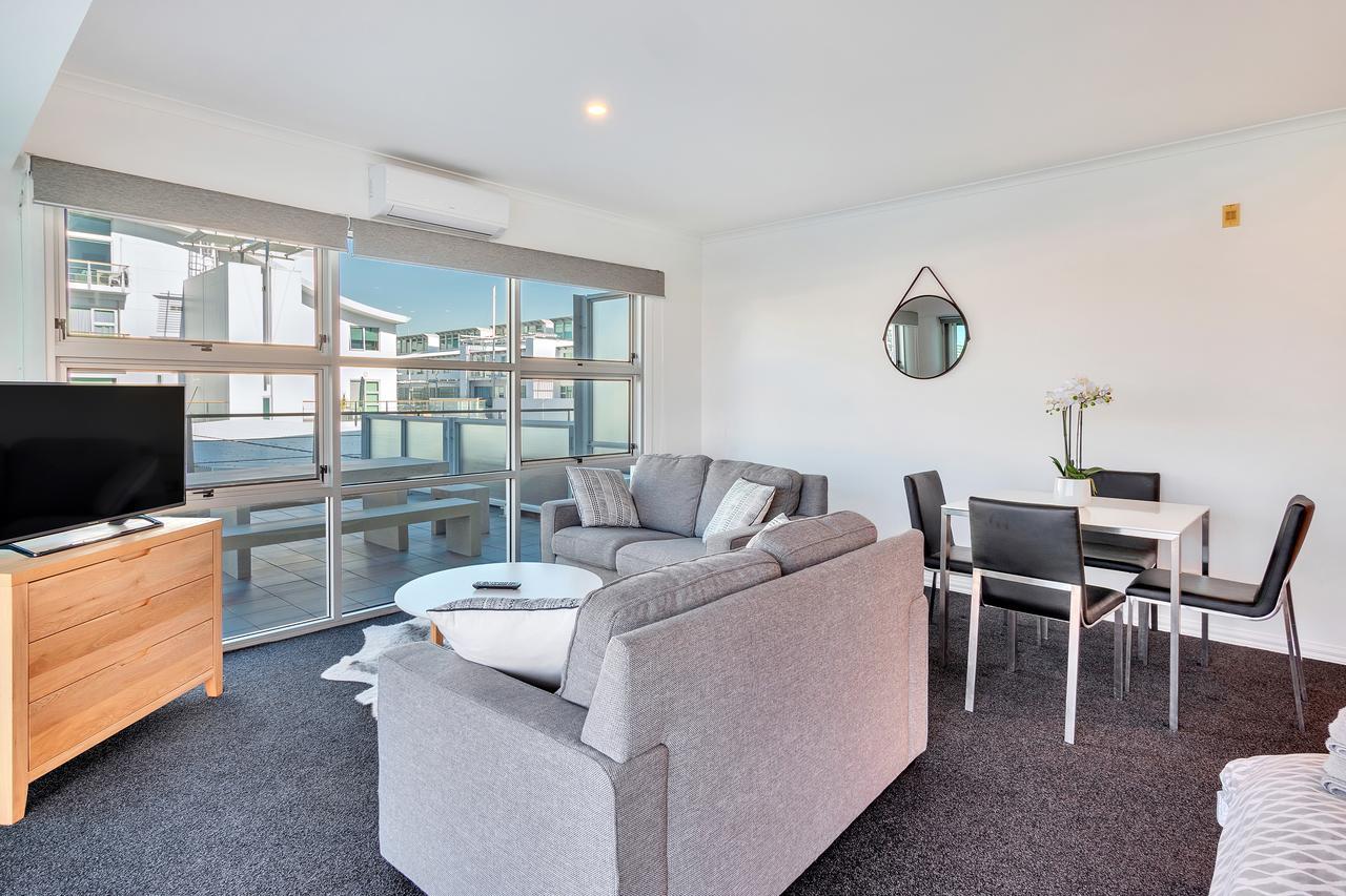 Stunning Harbour & City View Studio L Aircon & Wifi Apartment Auckland