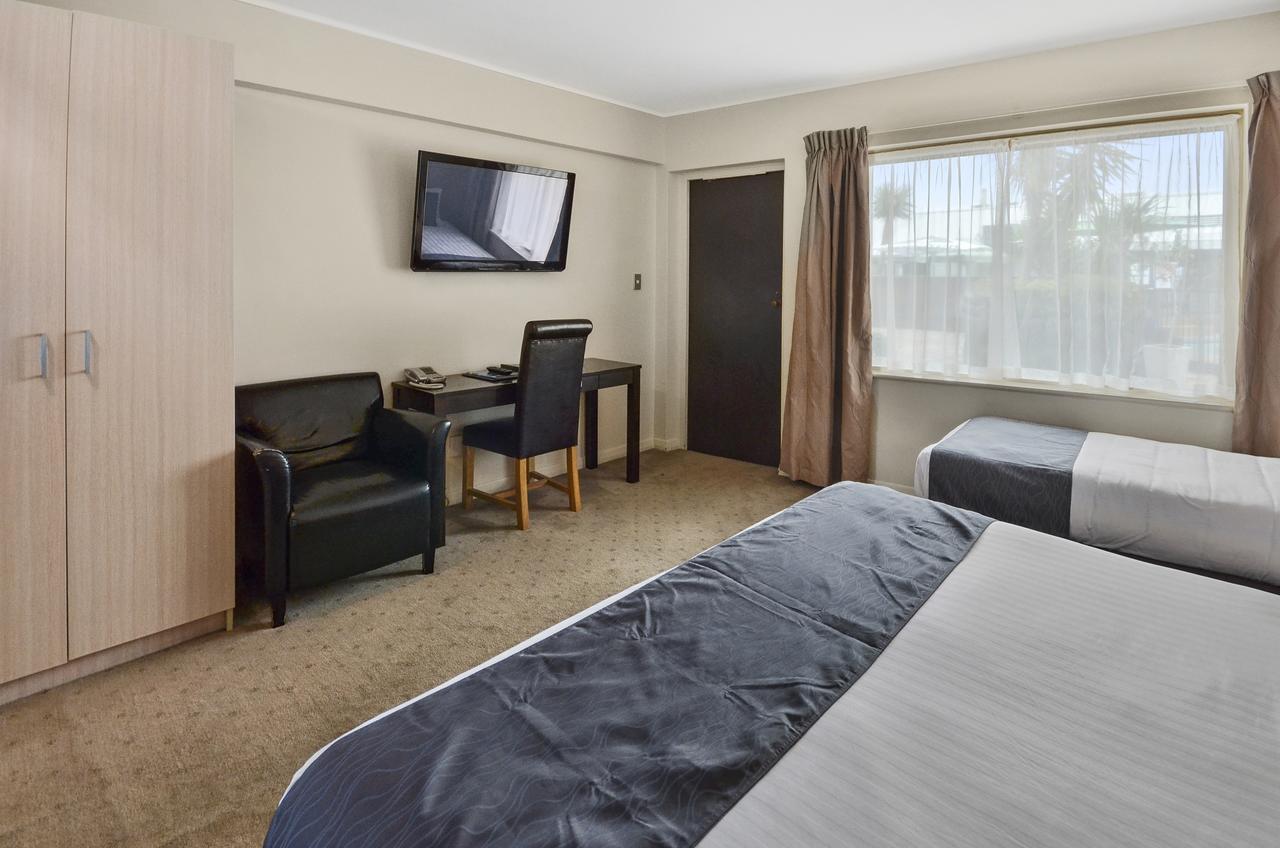 Poenamo Auckland