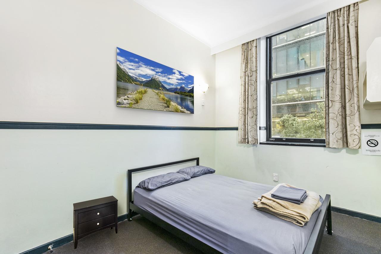 Queen Street Backpackers Hostel