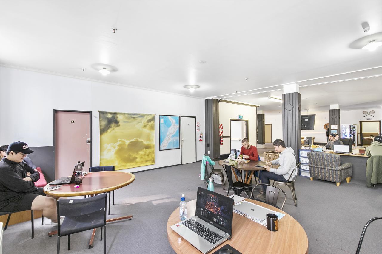Queen Street Backpackers Hostel