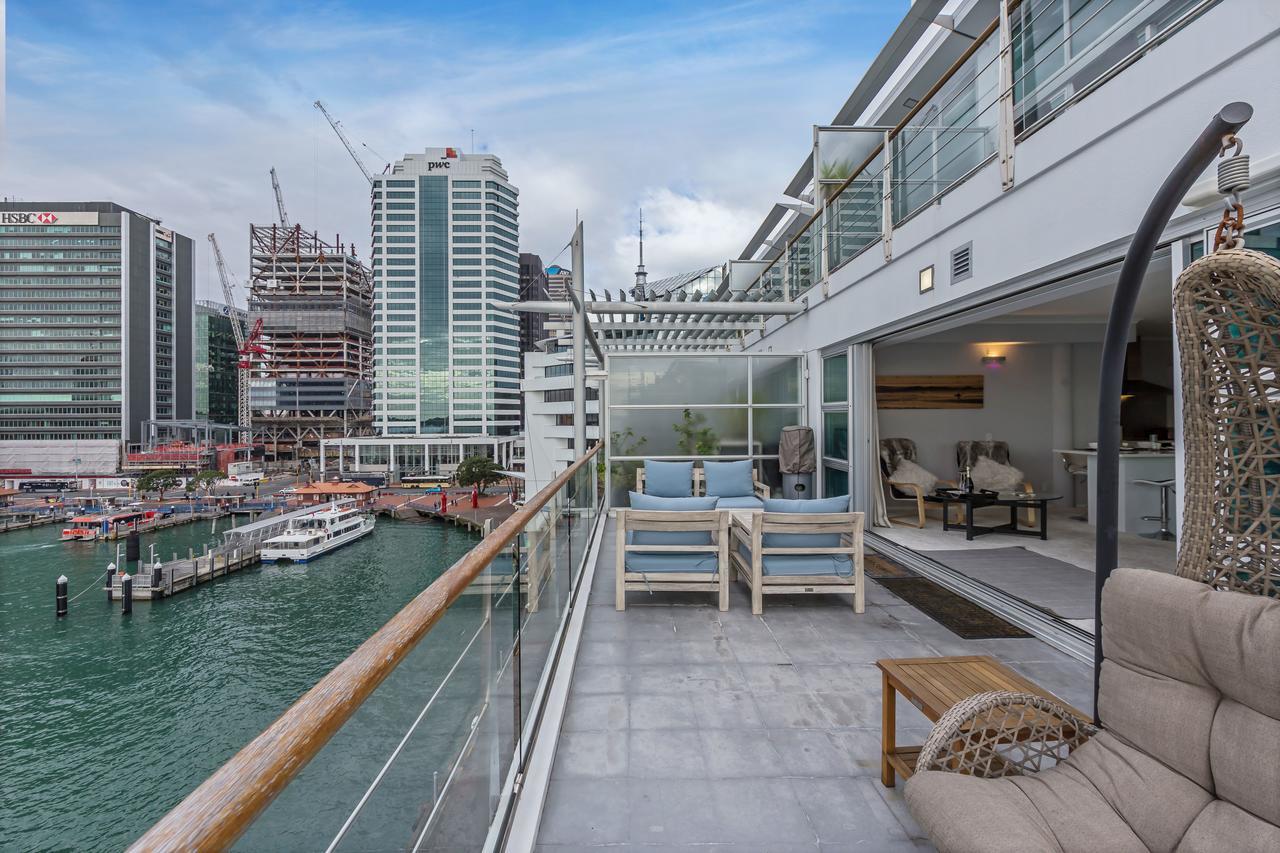 Princes Wharf 1br Sub-penthouse With Panoramic & Ocean Views Apartment *