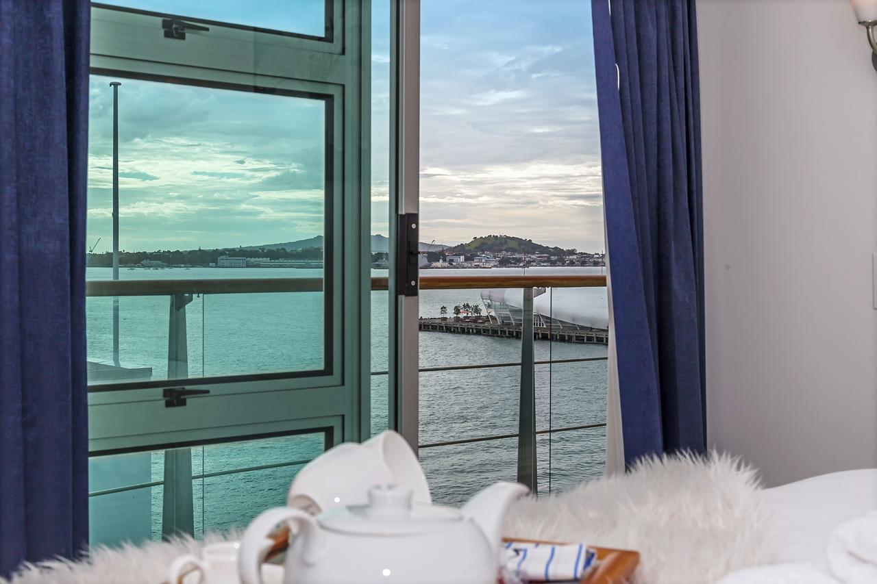 Princes Wharf 1br Sub-penthouse With Panoramic & Ocean Views