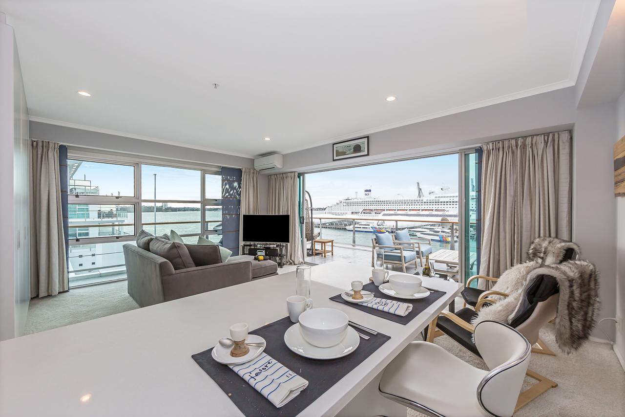 Princes Wharf 1br Sub-penthouse With Panoramic & Ocean Views
