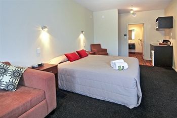 540 On Great South Motel