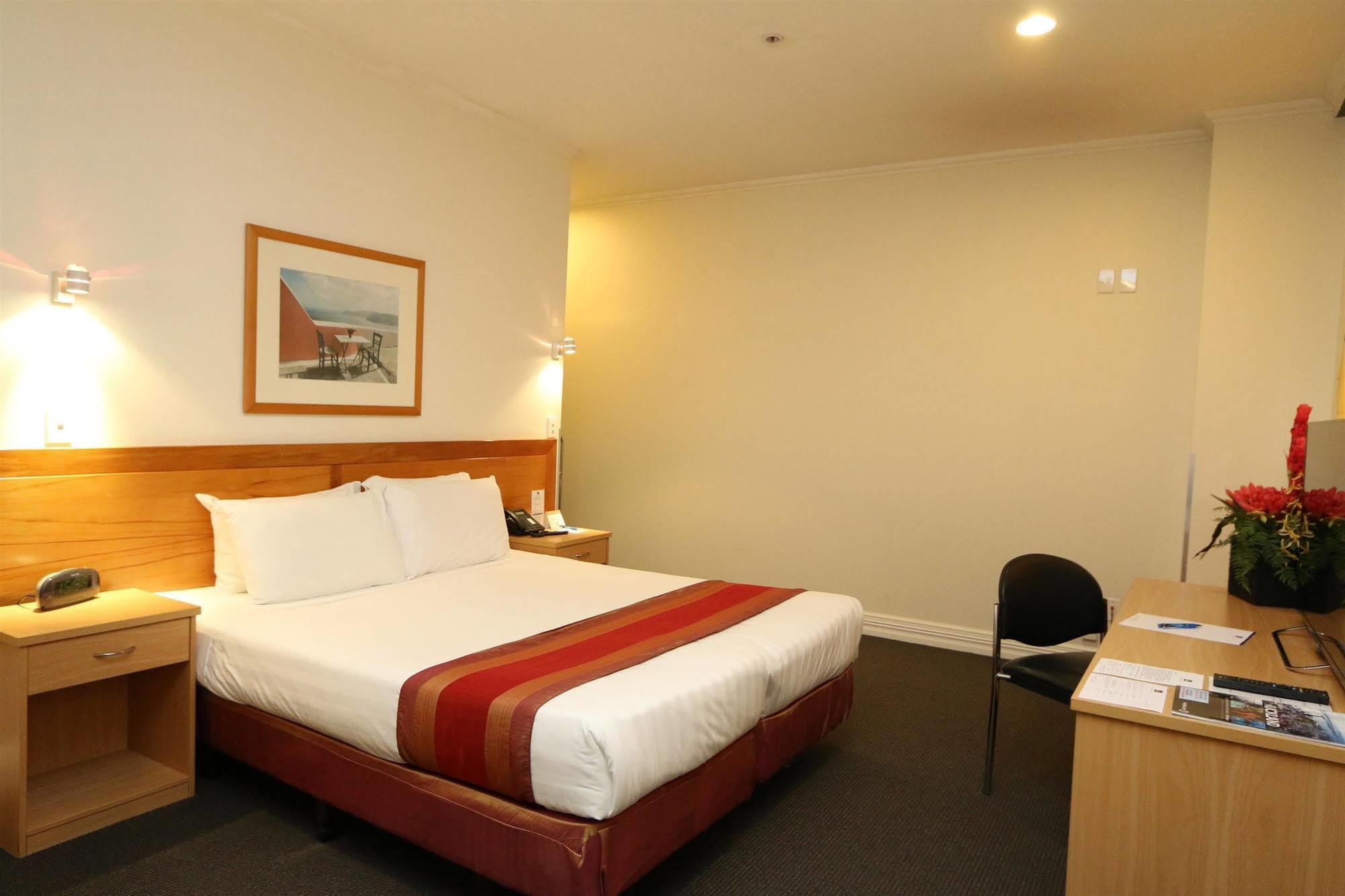 Edit Auckland Central Hotel