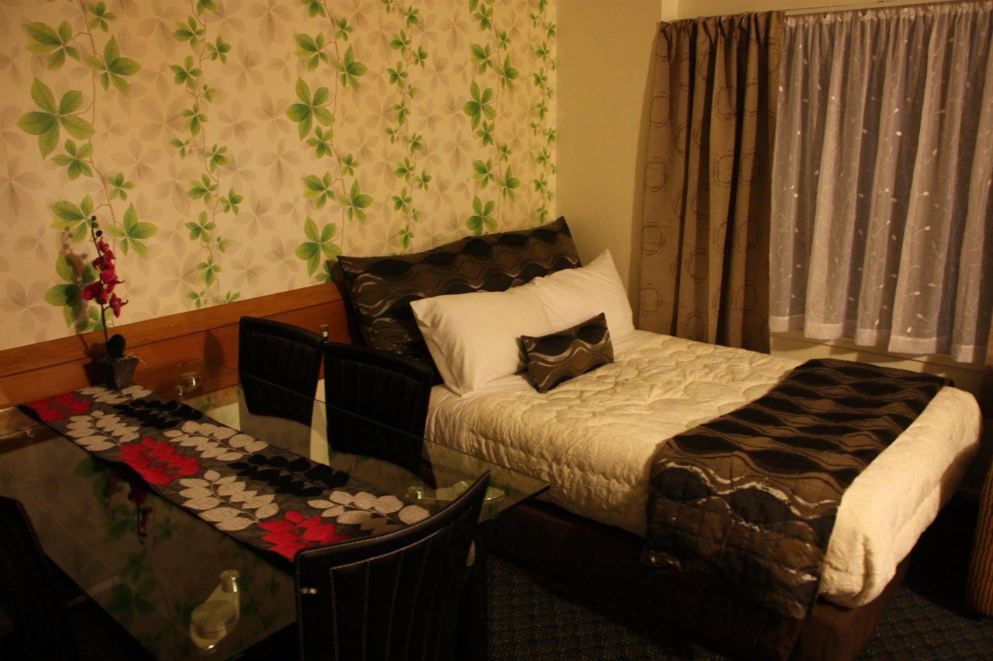 Airport Travel Air 3*