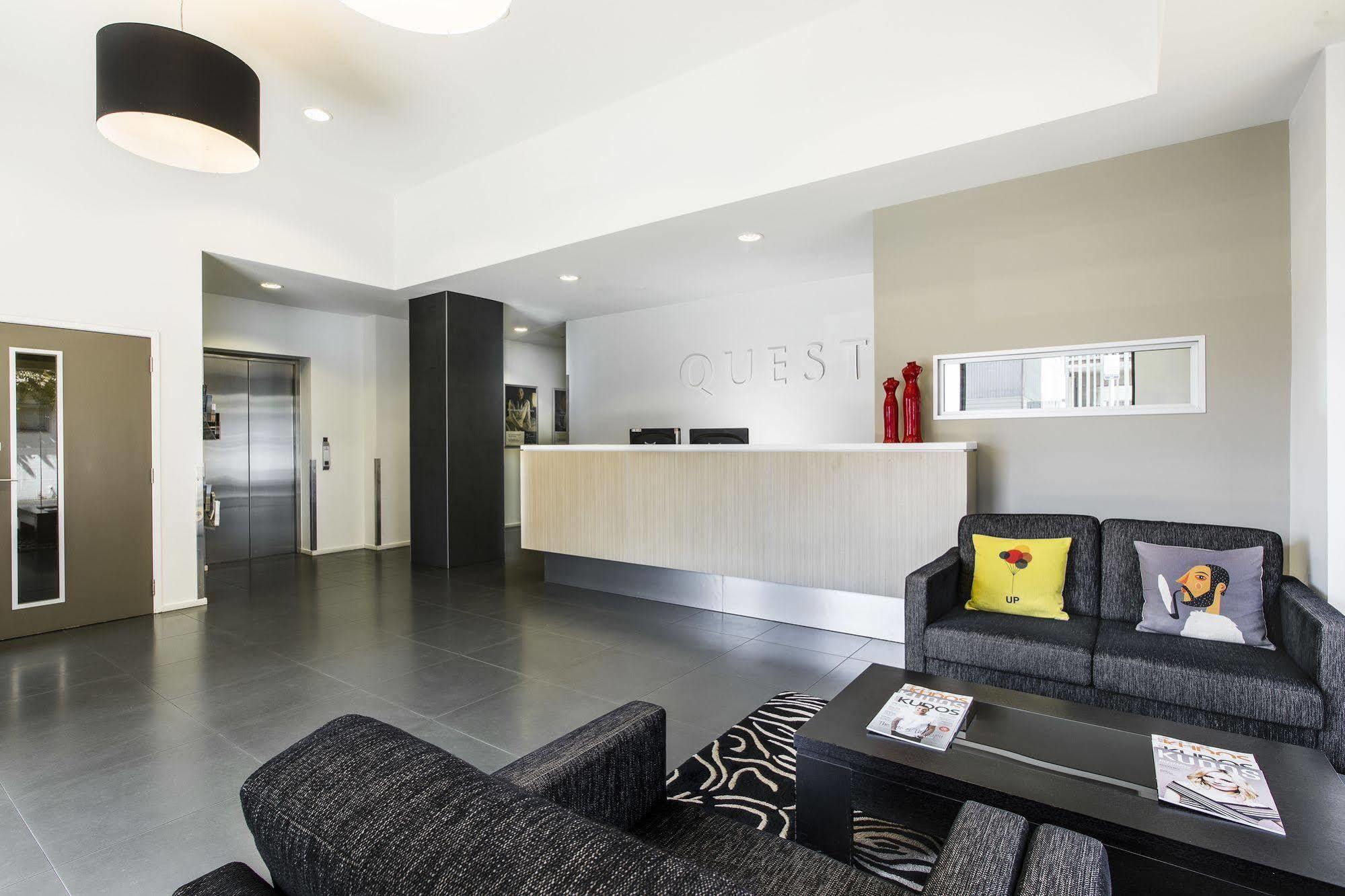 Aparthotel Quest Albany Serviced