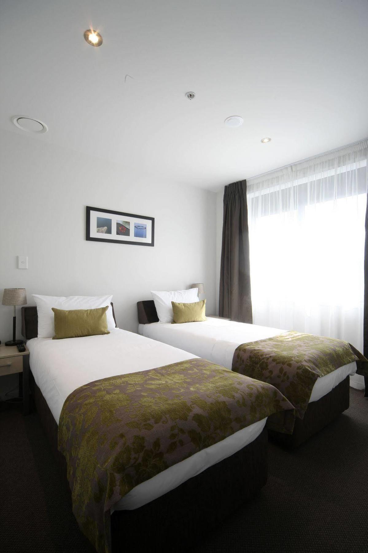Quest Albany Serviced Aparthotel 4*