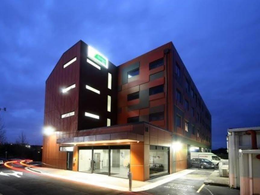 Aparthotel Quest Albany Serviced