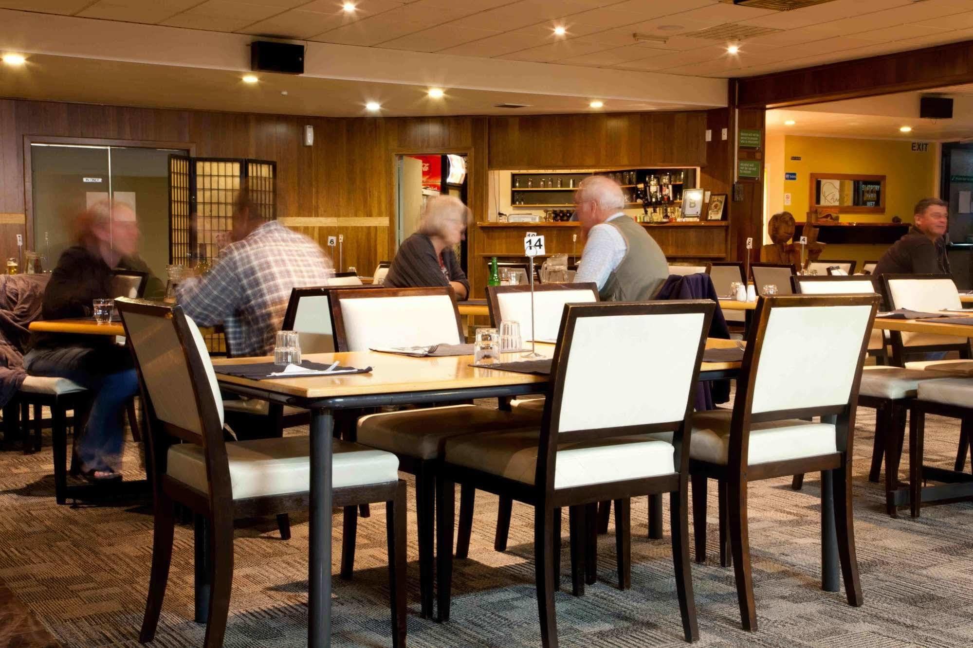 Kiwi Airport Backpackers Auckland
