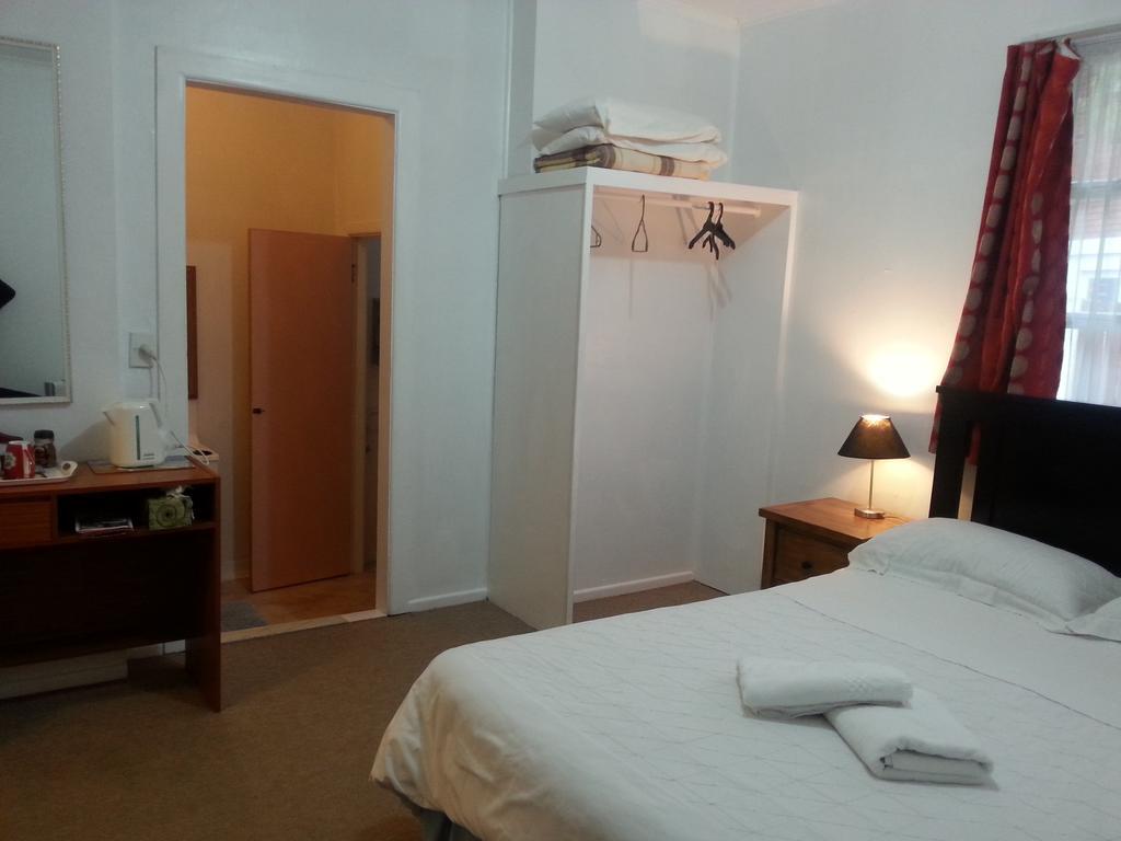 Motel Airport Skyway 2*